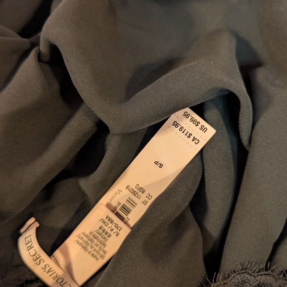 Vs Slip - Picture 5 of 7